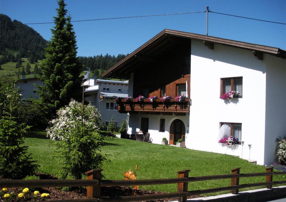 Alpenblick Appartements Наудерс Экстерьер фото